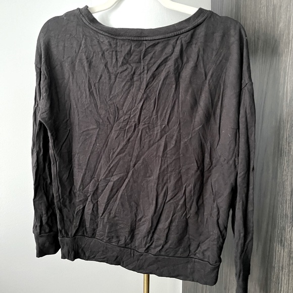 Camber & Grace sweater with beautiful detailing on the front - Picture 4 of 4